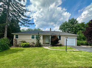 2475 Wharton Rd, York, PA 17402