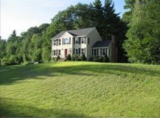 3 Bancroft St, Windham, NH 03087