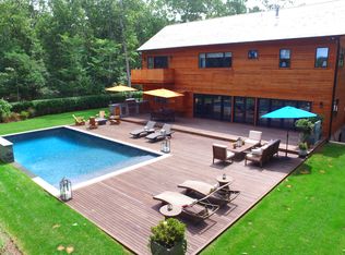 38 13th St, East Hampton, NY 11937