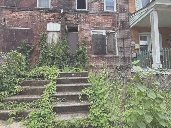 38 Vine St, Trenton, NJ 08638