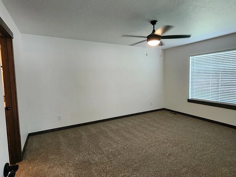9033 Disc Ave — Photo 10