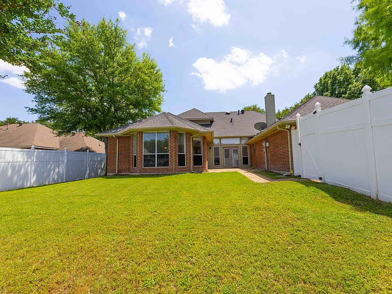 3015 Oak Dr — Photo 34