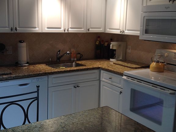 4th image of 3912 S Ocean Blvd APT 304