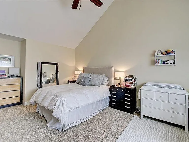 333 Alden Way — Photo 7
