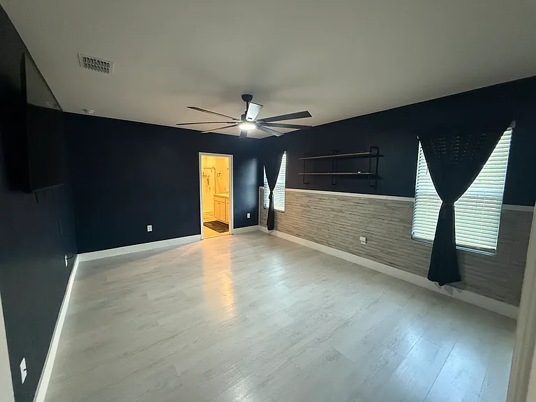 905 Noble Run — Photo 9
