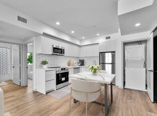 1240 Magnolia Ave #202, Los Angeles, CA 90006