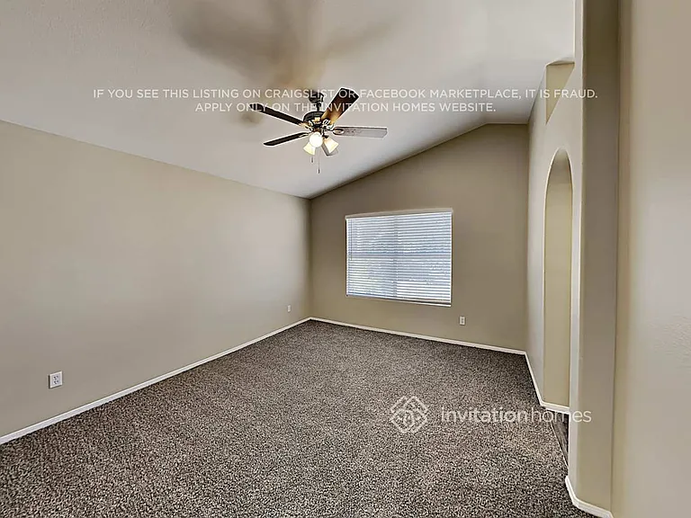 5725 Pebble Rock Dr — Photo 10