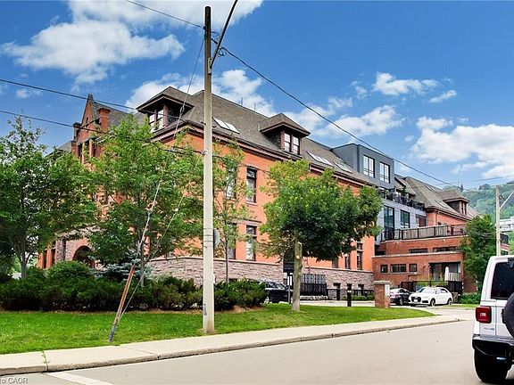 2nd image of 200 Stinson St #207