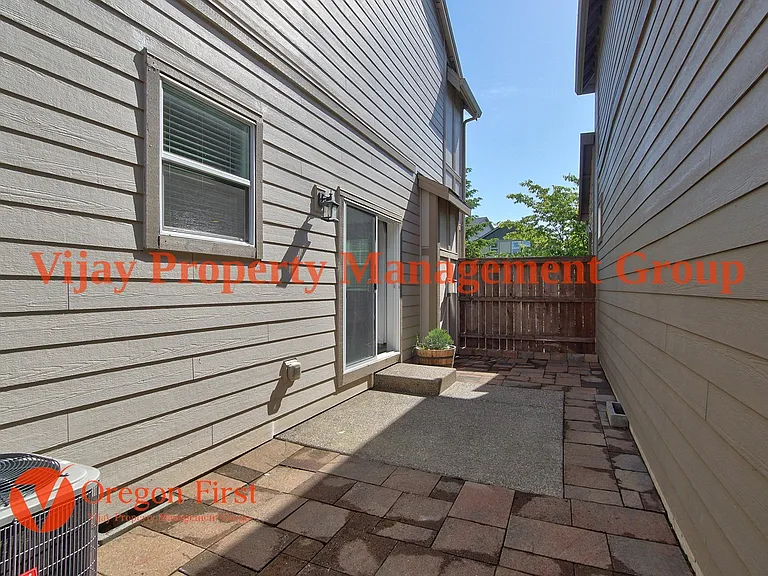 Fenced Patio & Side Yard