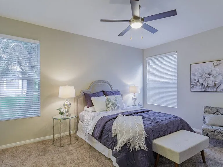 EASTLAND HILLS APARTMENTS — Photo 3