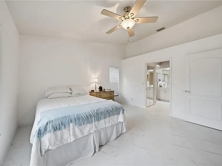 8018 Tauren Ct — Photo 23