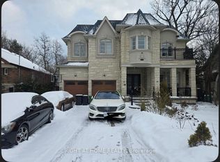 35 Drake Cres, Toronto, ON M1M1A3