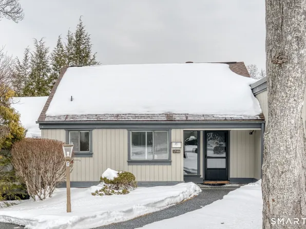 170 Heritage Village #B, Southbury, CT 06488