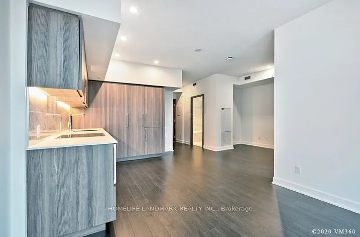 19 Bathurst St #3809 — Photo 9