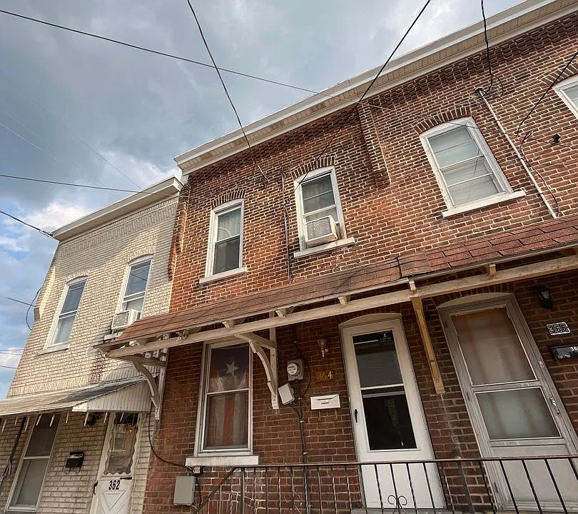 364 W Green St