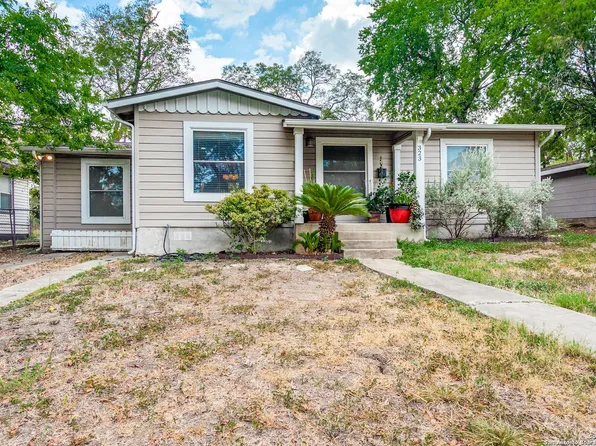 323 Byrnes Dr, San Antonio, TX 78209