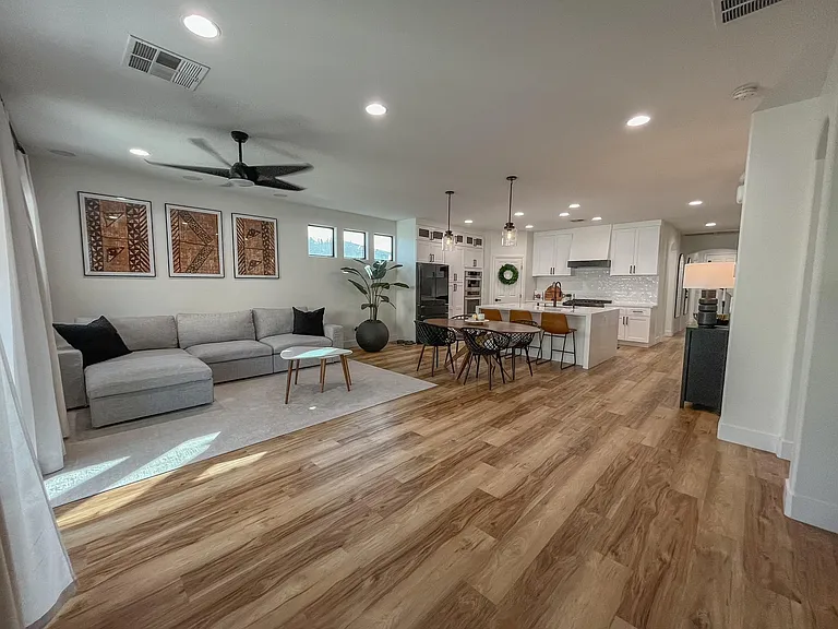 5620 Akula Bay St — Photo 19