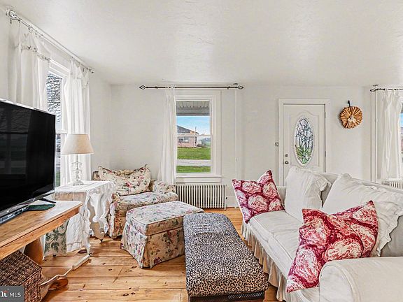 5th image of 7139 Old Harrisburg Rd