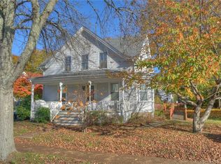 38 William St, Pawcatuck, CT 06379