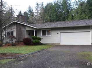 1034 Bradford St, Raymond, WA 98577