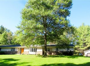 1350 Oak Knoll Dr, Akron, OH 44333