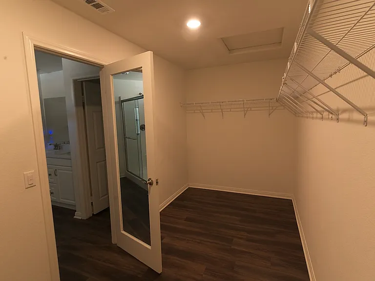 23155 Parkview Ct — Photo 10