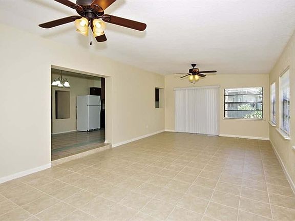 5th image of 1645 West Ct