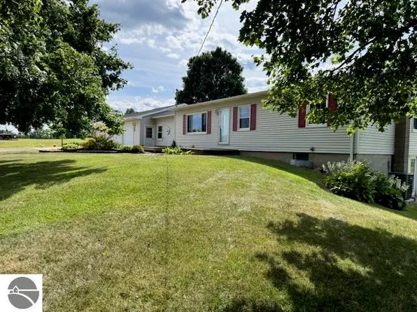 1320 Bedtelyon Rd, West Branch, MI 48661