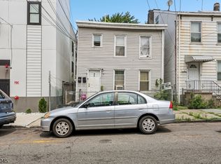 63 Pearl St, Paterson City, NJ 07501