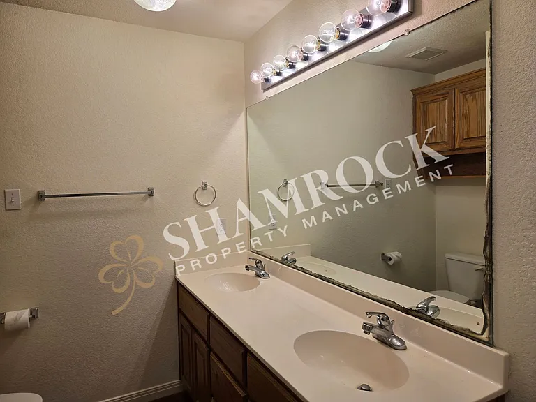 3084 Clydesdale Way — Photo 8