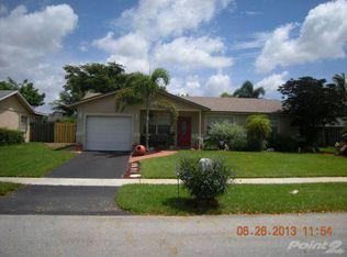 8301 NW 46th St, Lauderhill, FL 33351