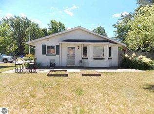 229 N Gladwin St, Lake City, MI 49651