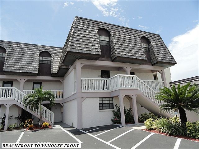 Oceanfront Townhouse Bldg.