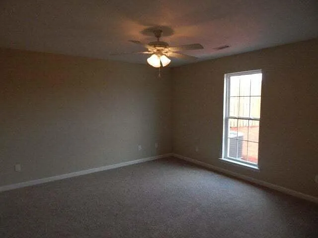 212 Bobwhite Dr — Photo 6