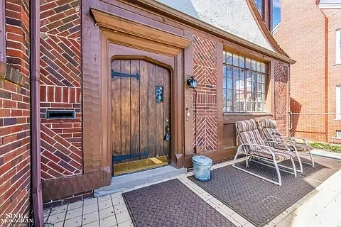 4 bed, 2600 sqft, $2,545 — Photo 3