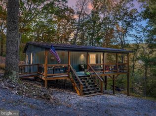 15 Meadow View Dr, Lost River, WV 26810