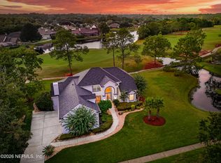 10082 Chester Lake Rd E, Jacksonville, FL 32256