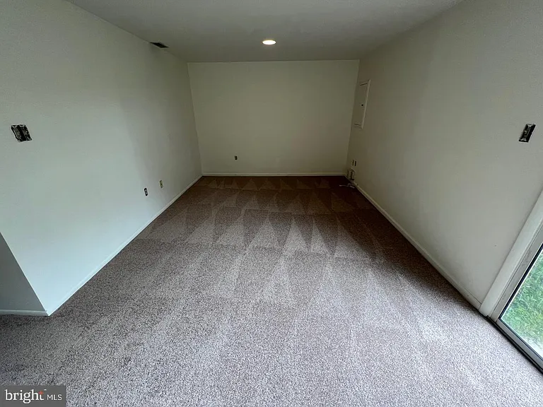 7520 Indian Hills Dr — Photo 17