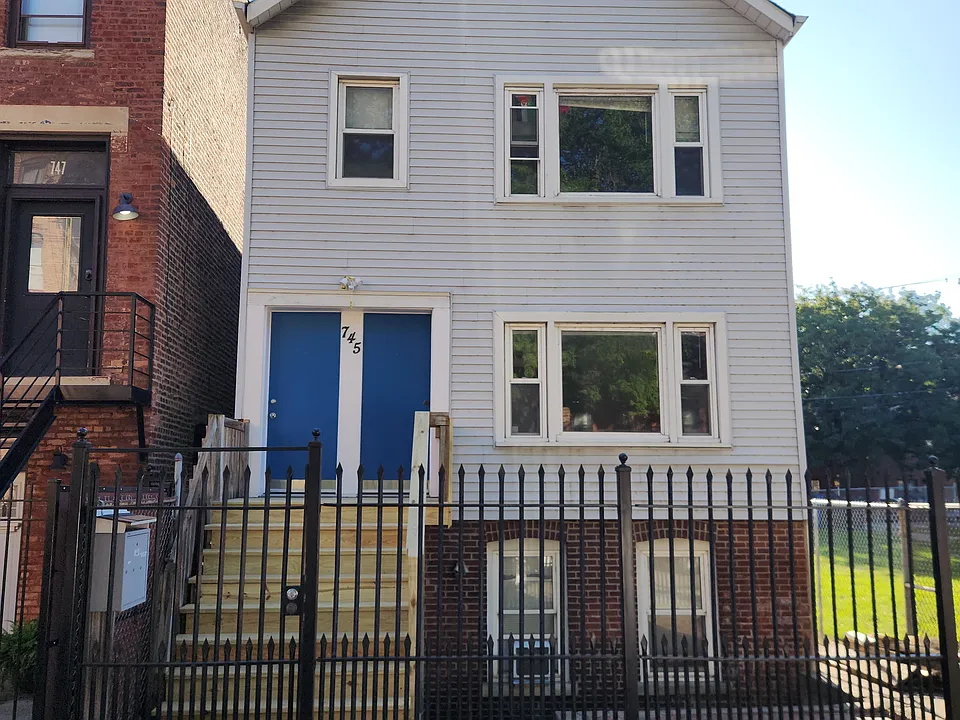 745 N Throop St #G