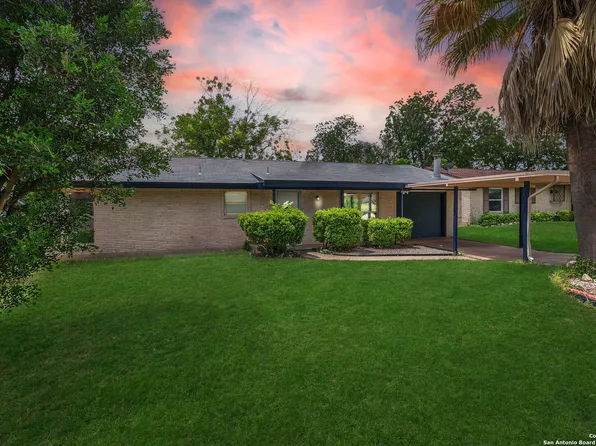 5902 Brenda Ln, San Antonio, TX 78240