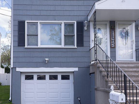 2nd image of 31A Hollow Wood Ln