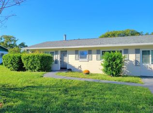 37233 Rutledge Dr, Zephyrhills, FL 33541