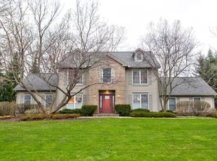 5812 Lakeshore Dr, Ann Arbor, MI