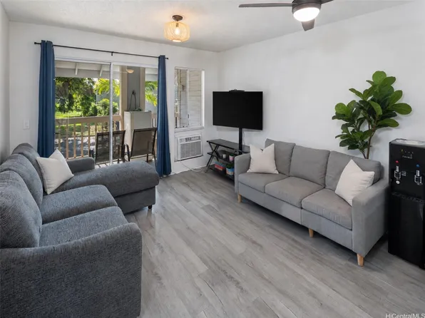 94-201 Lumiaina Pl, Waipahu, HI 96797