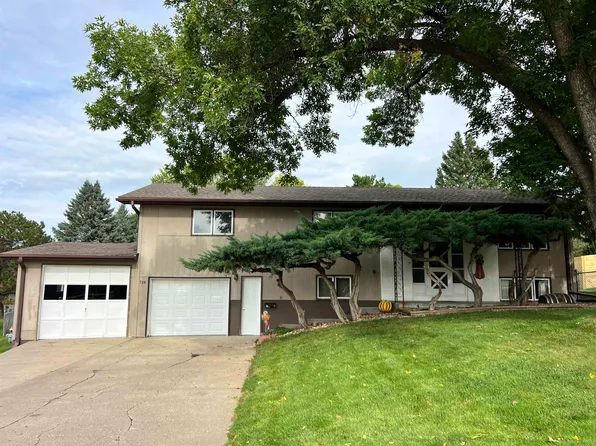 706 Linden Ln, Norfolk, NE 68701