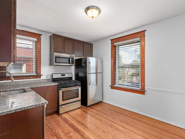 2736 Hampton Ave #2738 — Photo 11