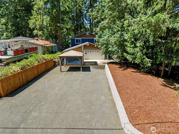 5633 Lake Saint Clair Drive SE, Olympia, WA 98513