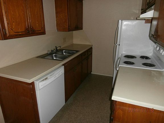 5th image of 6405 NW Oak Ave APT B2