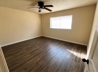 12194 Beamer Rd, Houston, TX 77089