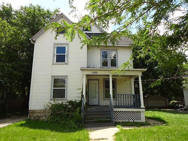 1st image of 1333 Charles St